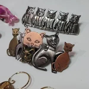 Cat lovers jewelry accessories bundle. Hair barrettes, hair clips and earrings. Cute Plush Anime Style Kawaii Cat Hair Clip, Cat Lovers Gift  main image 4